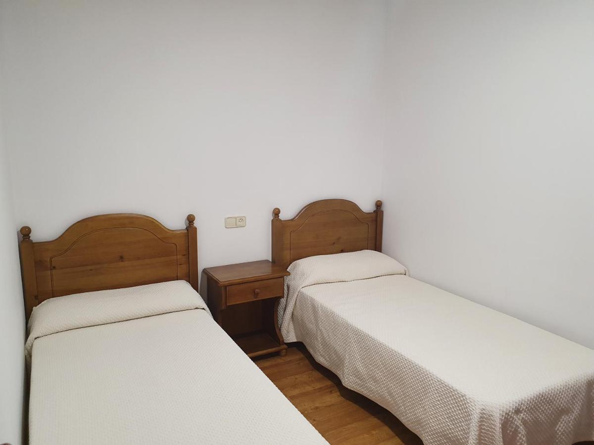 Hostal Apolo XI Aínsa Εξωτερικό φωτογραφία