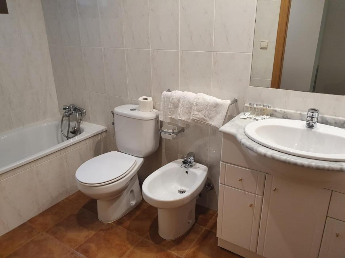 Hostal Apolo XI Aínsa Εξωτερικό φωτογραφία
